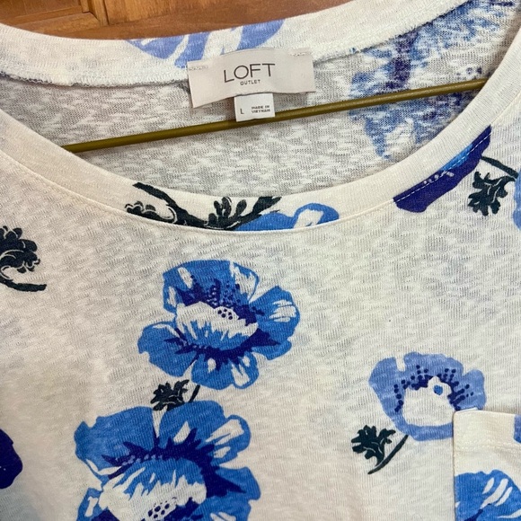 LOFT Blue Floral Print Top - Picture 2 of 5